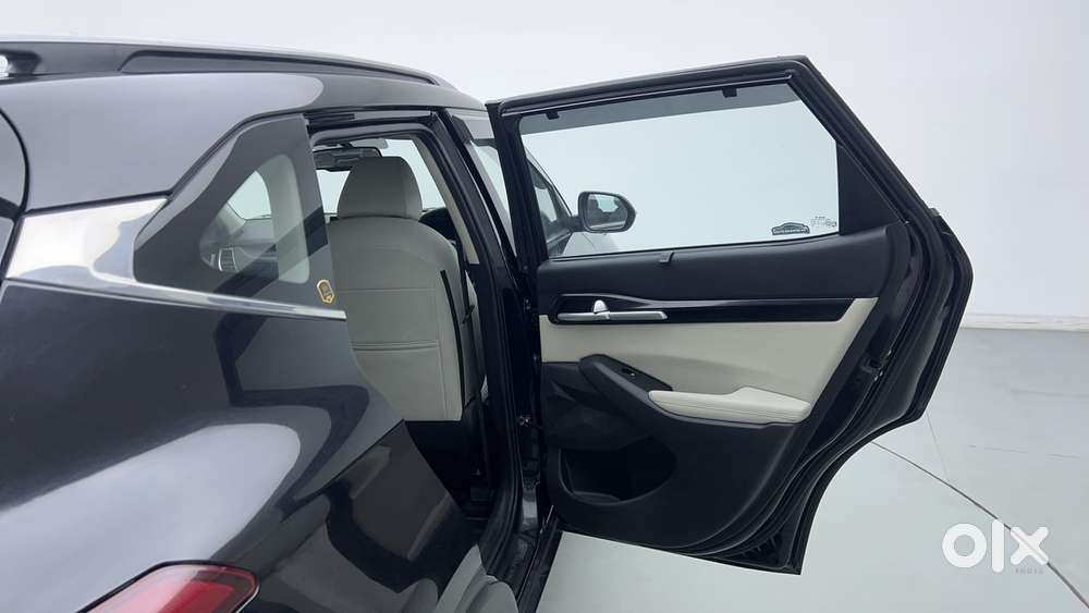 Kia Seltos Htx 1.5 Petrol Mt, 2022, Petrol