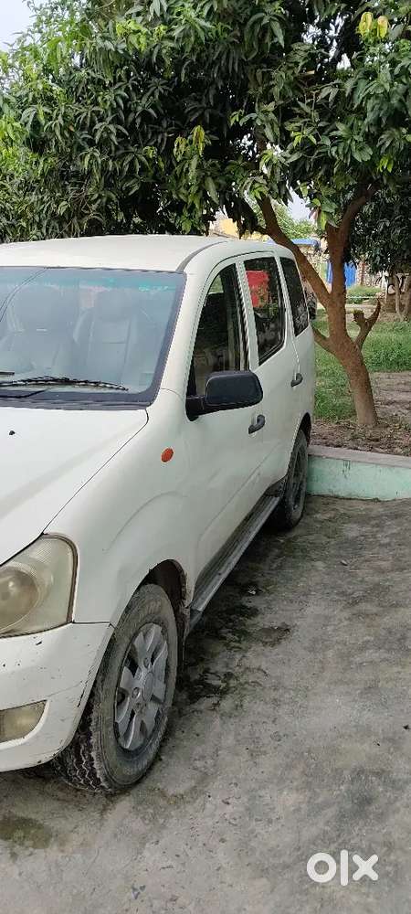 Mahindra Xylo 2.5 D2 2011