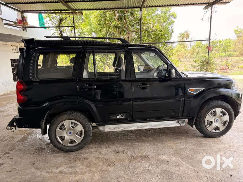 Mahindra Scorpio Diesel 2015