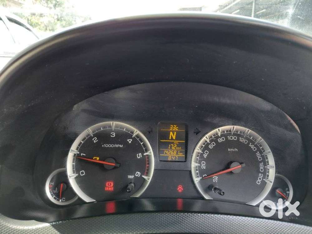 Maruti Suzuki Swift Dzire Amt Zdi, 2017, Diesel