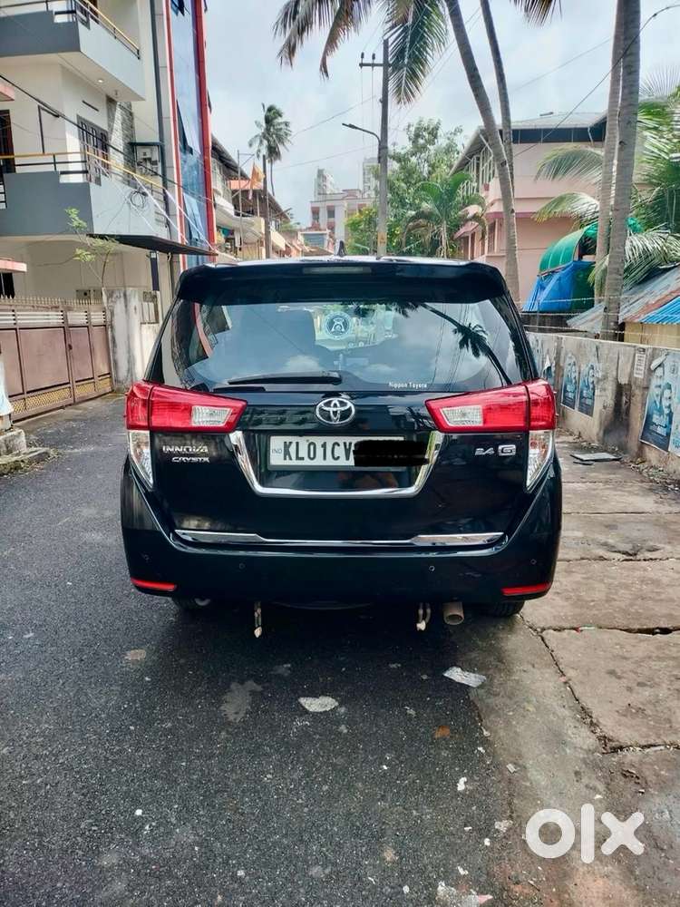 Toyota Innova Crysta 2022