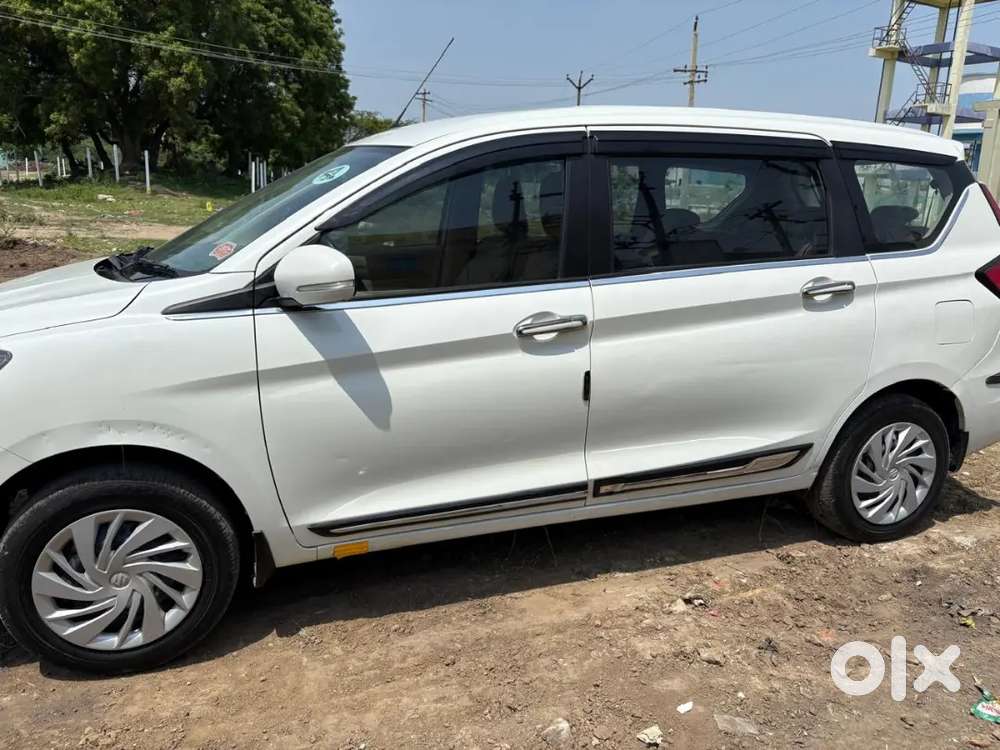 Maruti Suzuki Ertiga Vxi 2024