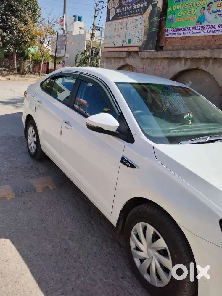 Skoda Slavia 1.0 Active 2023