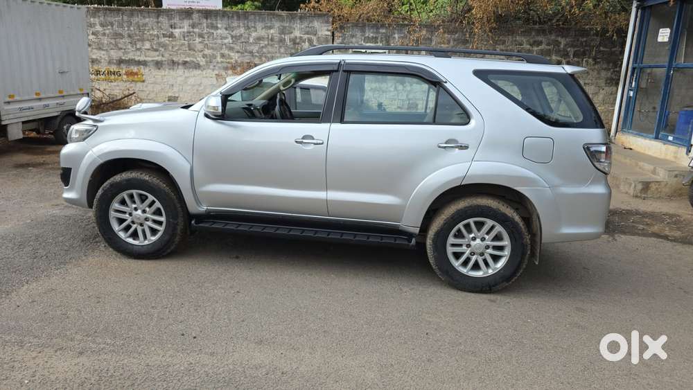Toyota Fortuner 3.0 4x2 Automatic, 2012, Diesel