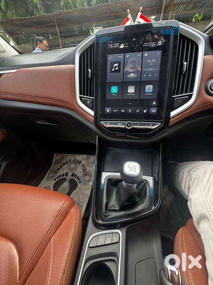 Mg Hector Plus 2022