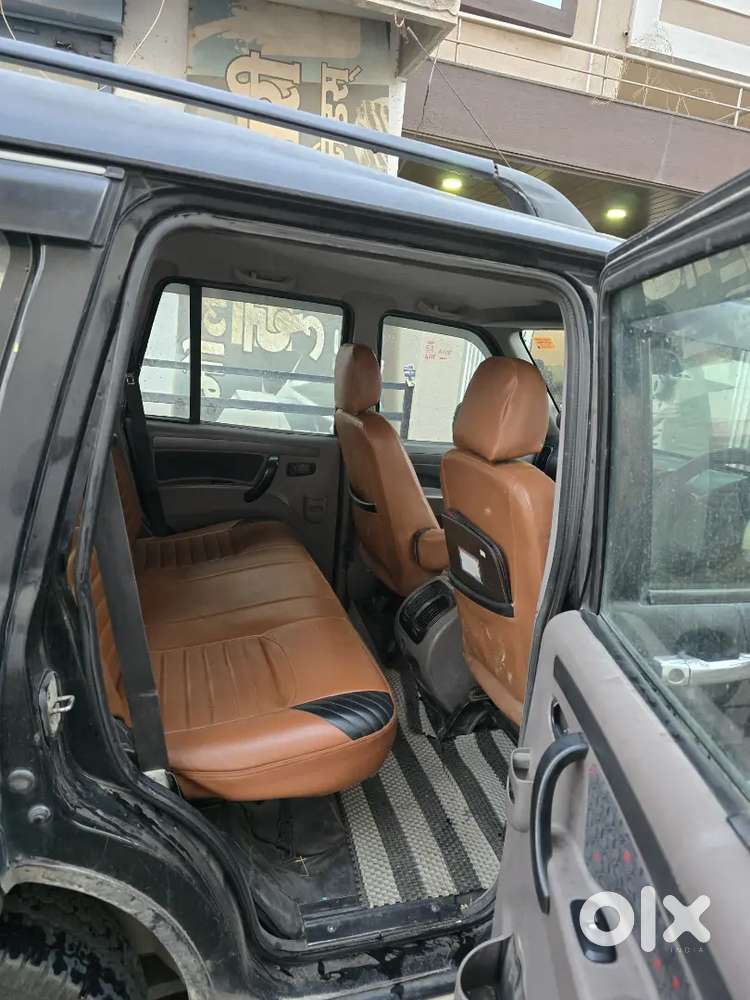 Mahindra Scorpio 2013