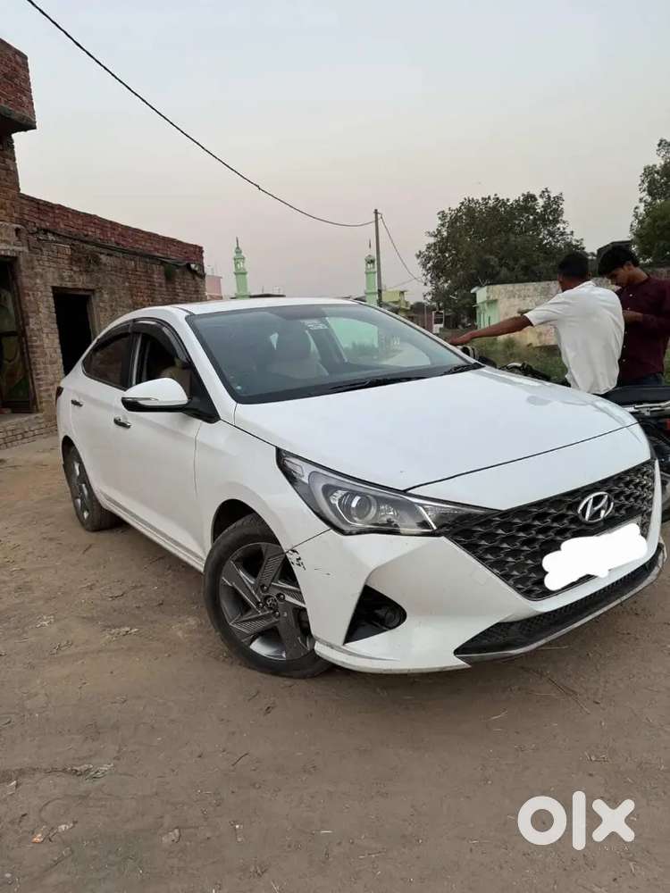 Hyundai Verna 2022 Diesel 70000 Km Driven