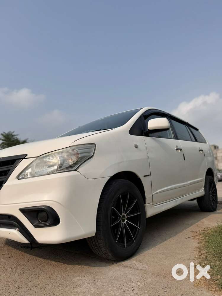 Toyota Innova Diesel 2015 Year