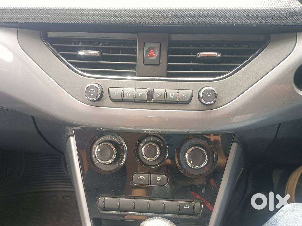 Tata Nexon 1.5 Revotorq Xma Amt (s), 2020, Petrol