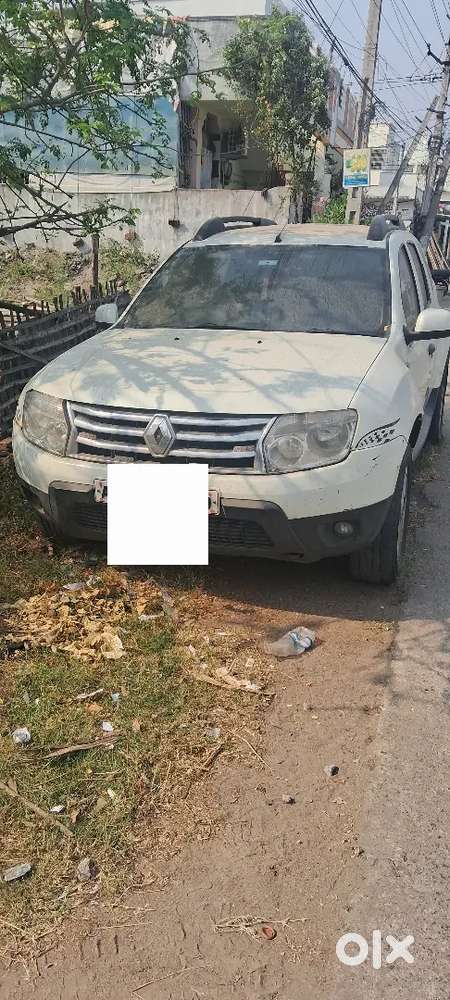 Renault Duster 2013 Diesel 270000 Km Driven