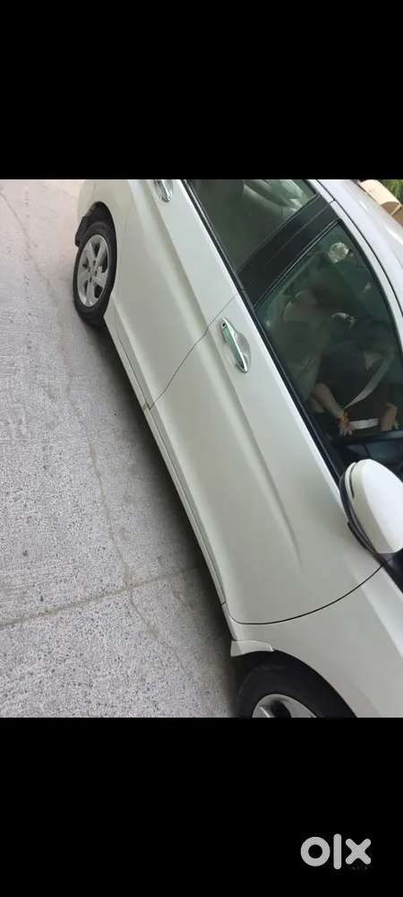 Honda City 1.5 V 2014