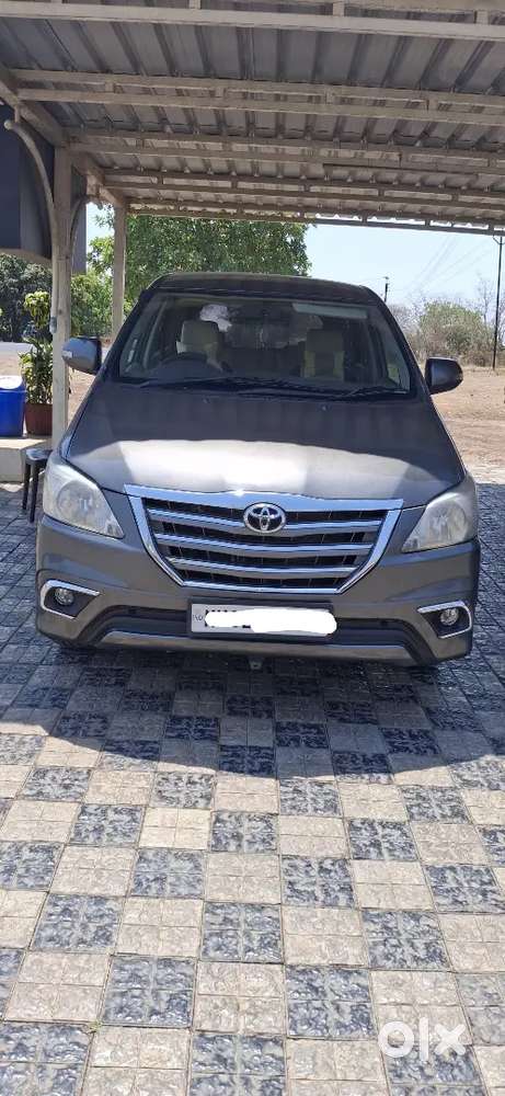 Toyota Innova 2012 Diesel 185000 Km Driven