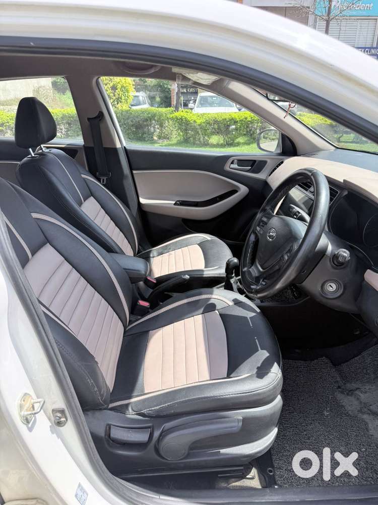 Hyundai I20 E 2018, 2018, Petrol