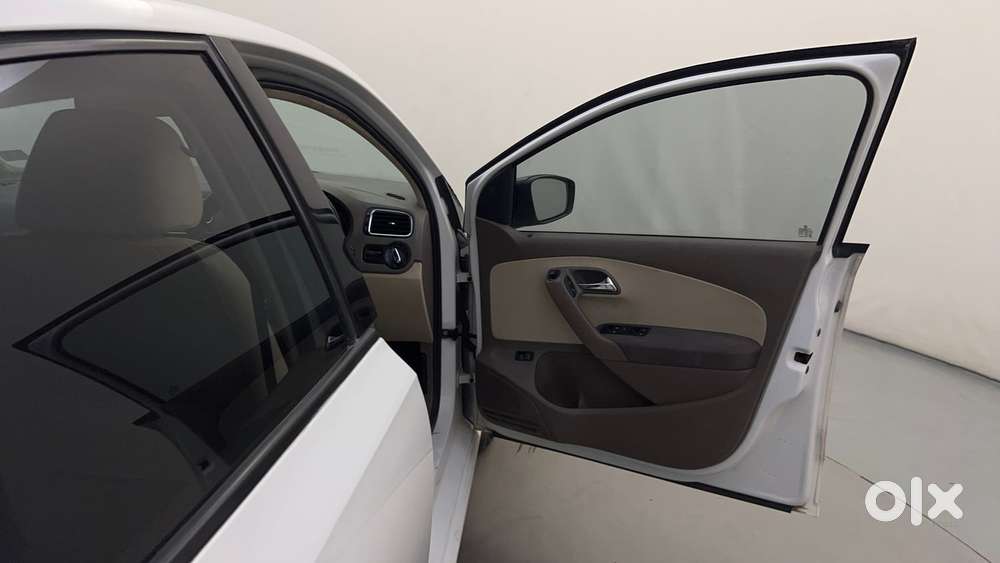 Skoda Rapid 1.6 Mpi Elegance Plus, 2015, Petrol