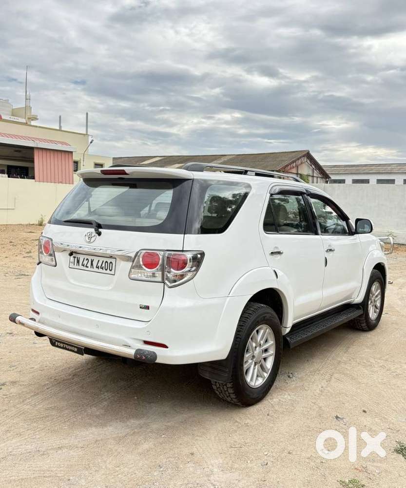 Toyota Fortuner 2011-2016 4x2 Manual, 2014, Diesel