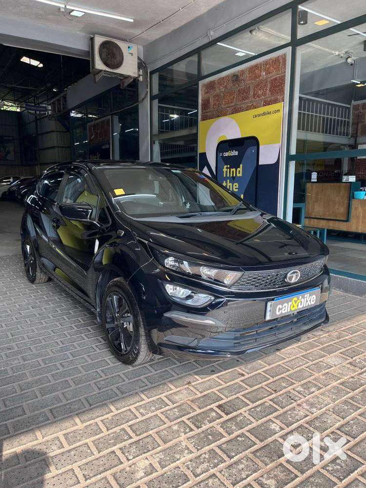 Tata Altroz, 2023, Petrol