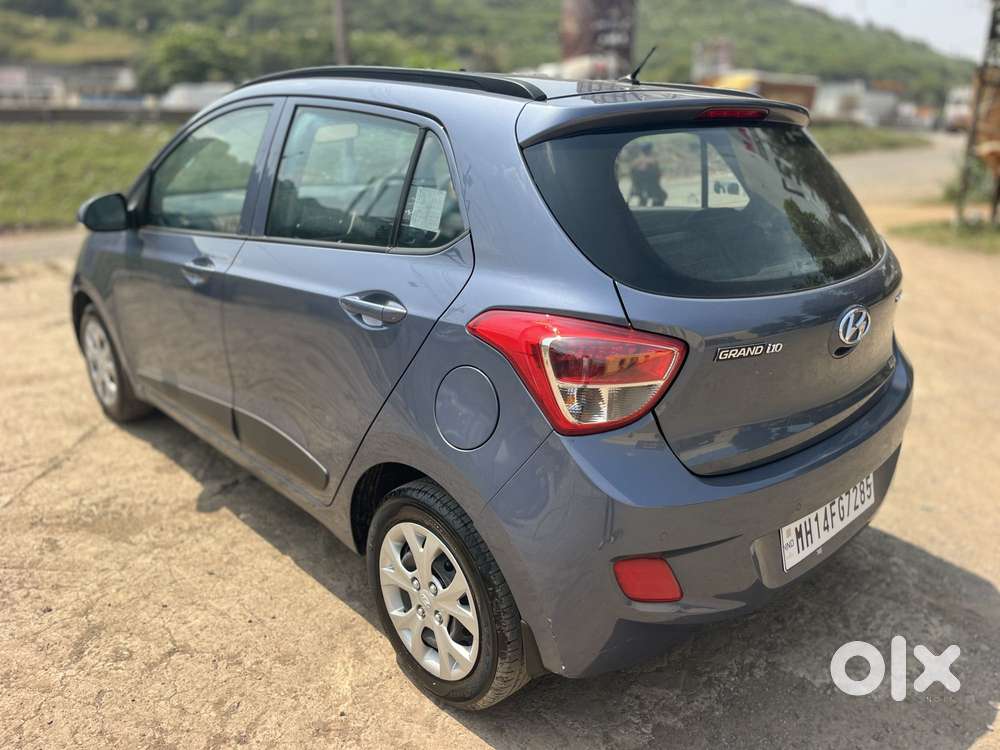 Hyundai Grand I10 Sportz, 2016, Petrol