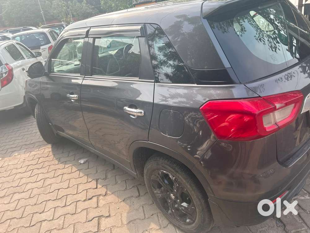 2020 Maruti Brezza Lxi