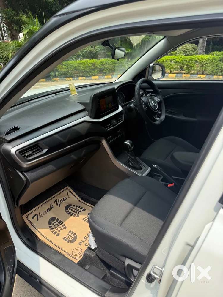 Maruti Suzuki Brezza Vxi At, 2023, Petrol