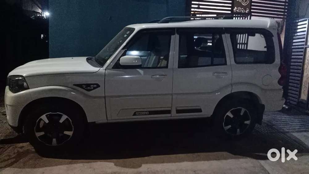 Mahindra Scorpio Classic 2023 Diesel 9 Str