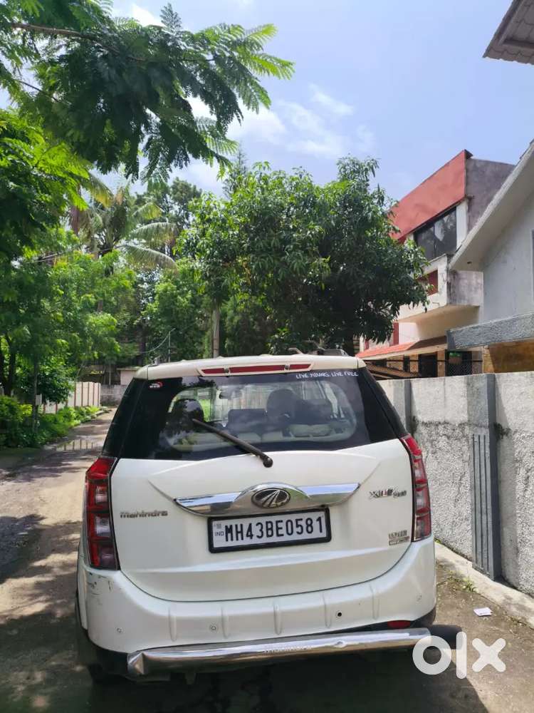 Mahindra Xuv500 W10 2019
