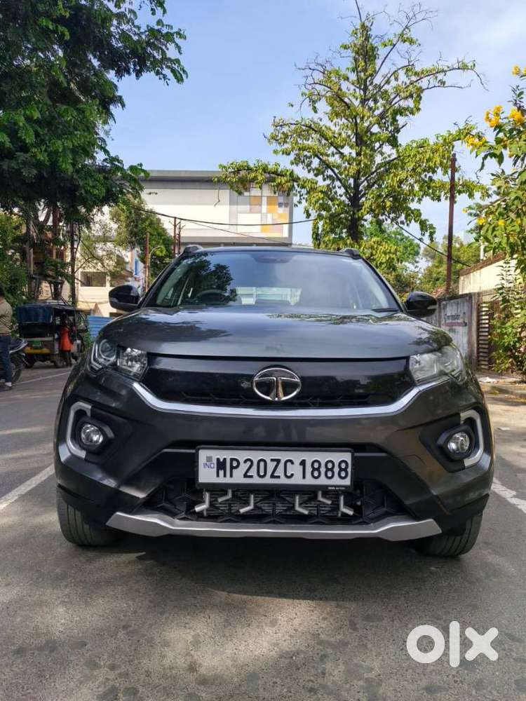Tata Nexon 1.2 Revotron Xz Plus Premium, 2022, Petrol