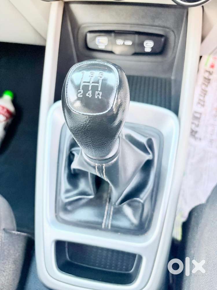 Hyundai Venue 1.2 S (o), 2023, Petrol