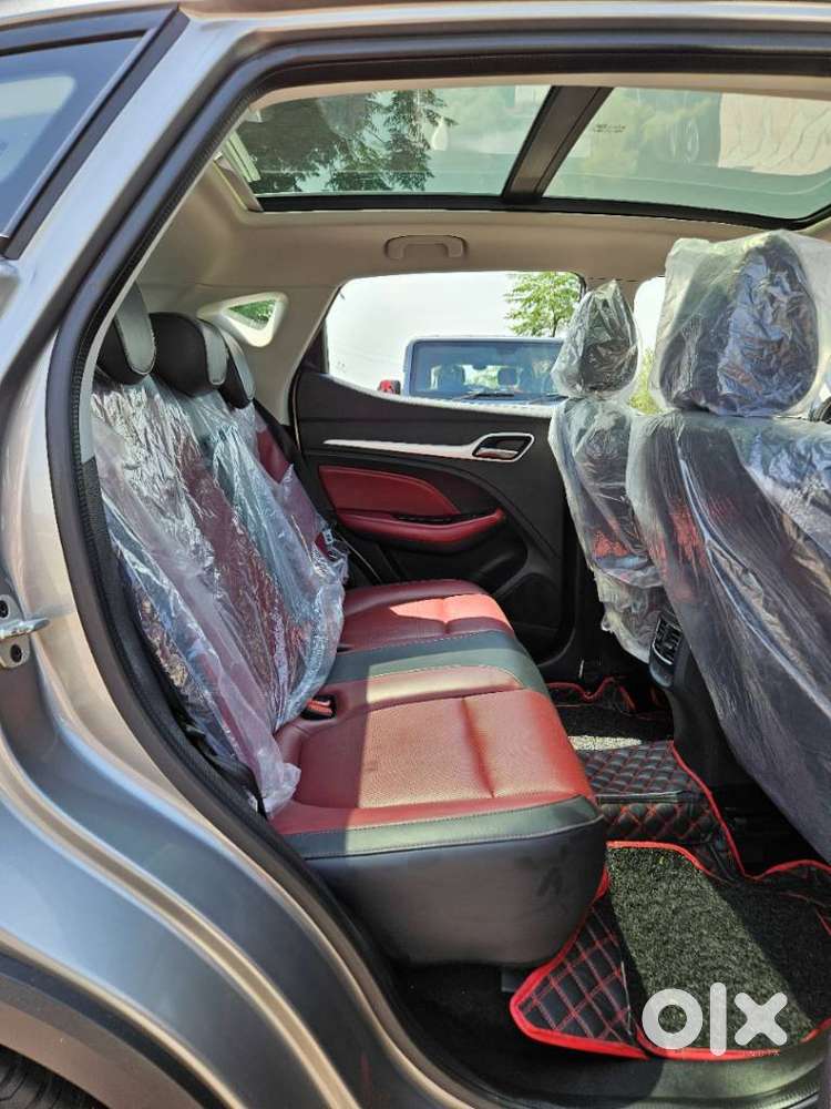 Mg Astor 1.5 Savvy Cvt S Red, 2022, Petrol