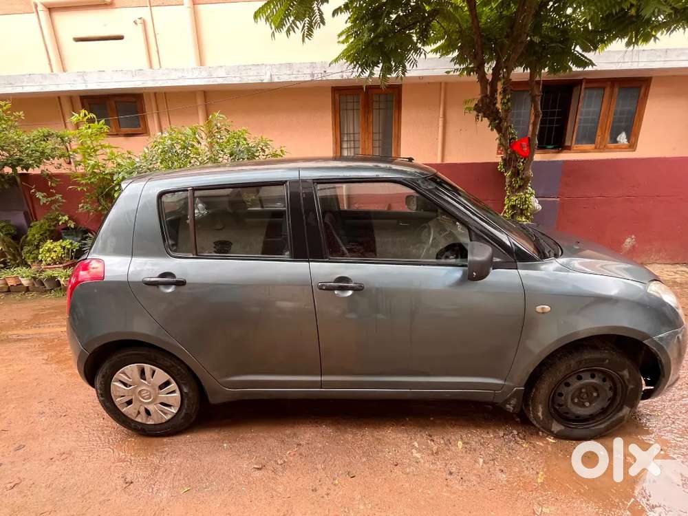 Maruti Swift Vxi 2005
