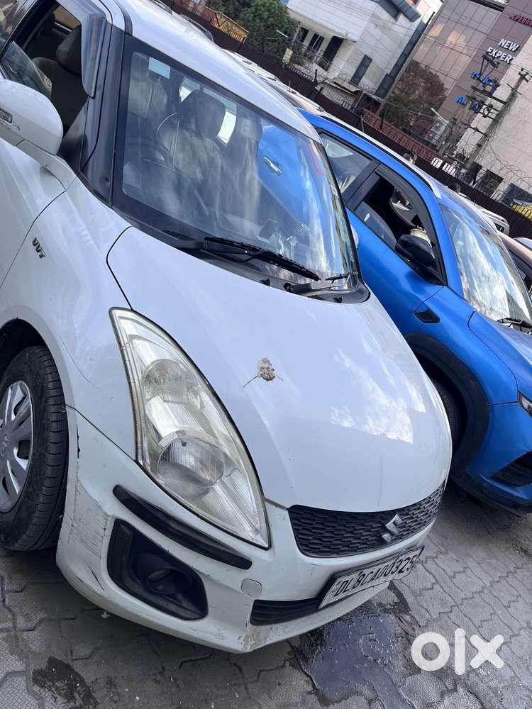 Maruti Suzuki Swift Dzire 1.2 Vxi Bsiv, 2013, Petrol