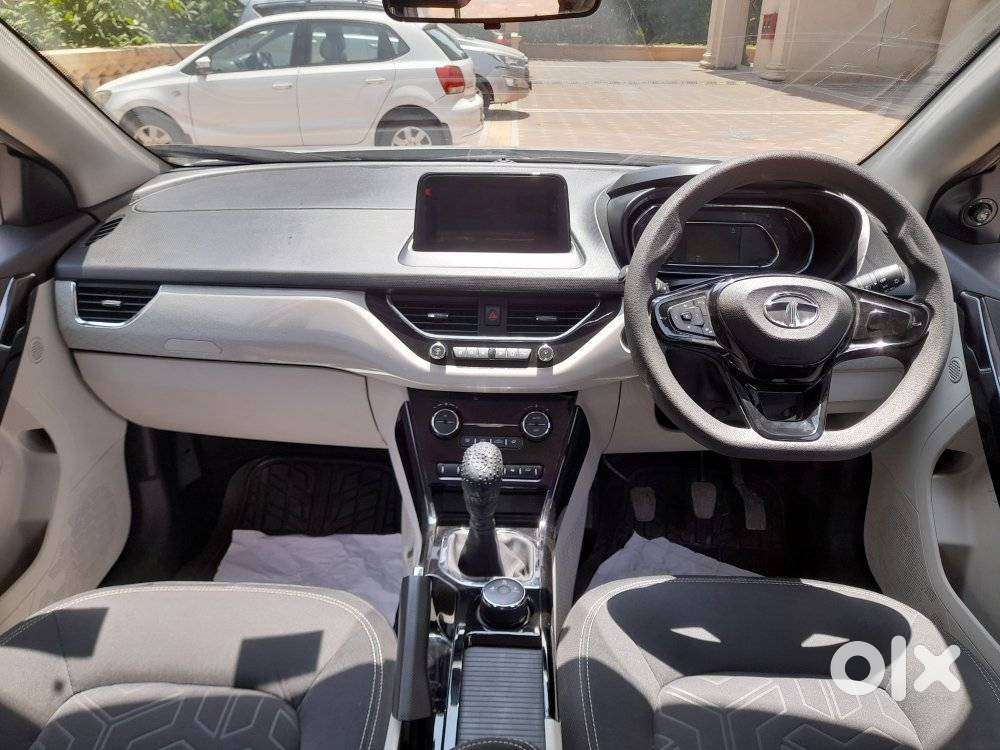Tata Nexon 1.2 Revotron Xz Plus, 2020, Petrol