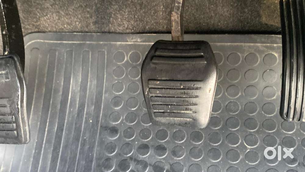 Mahindra Tuv 300 T10, 2018, Diesel