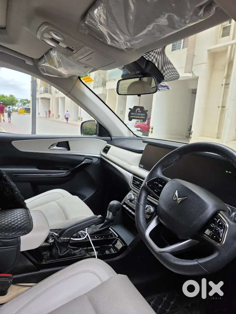 Mahindra Xuv700 Diesel 2025