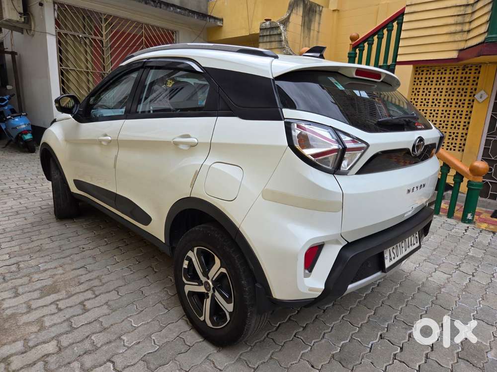 Tata Nexon 1.2 Revotron Xz Plus, 2022, Petrol