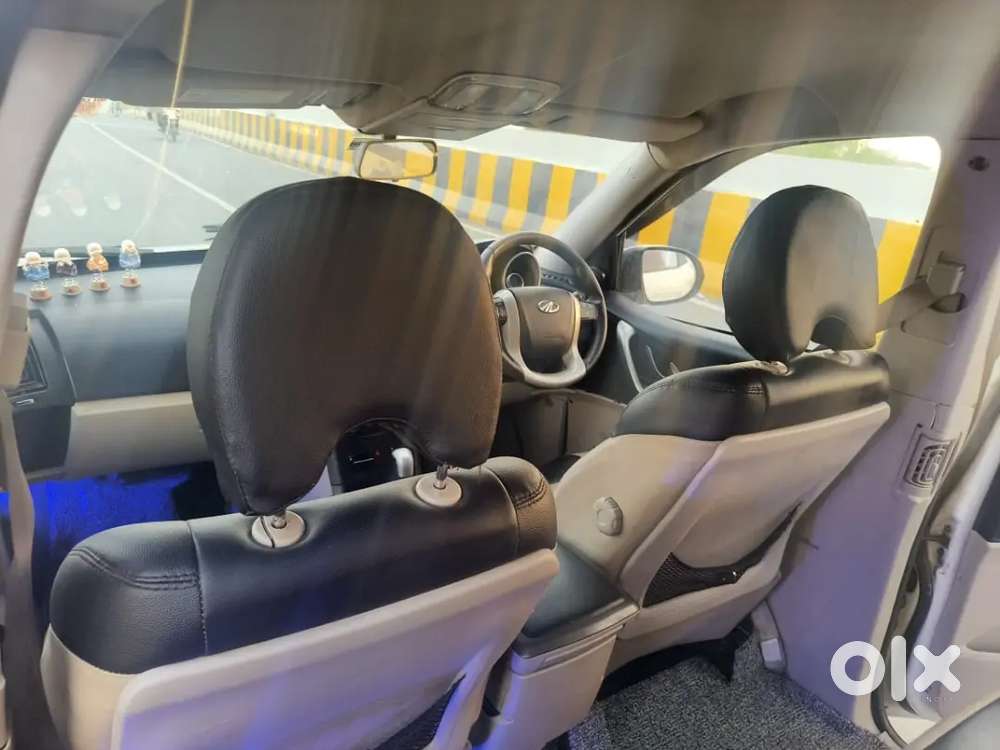 Mahindra Xuv500 2018 Diesel 75000 Km Driven
