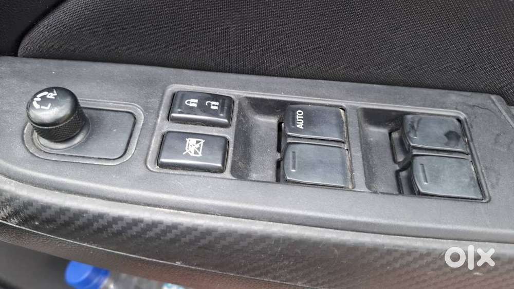 Maruti Suzuki Swift Vxi Optional, 2019, Petrol