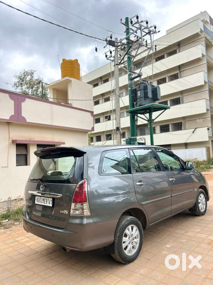 Toyota Innova 2.5 Vx 7 Str Bs-iii, 2010, Diesel
