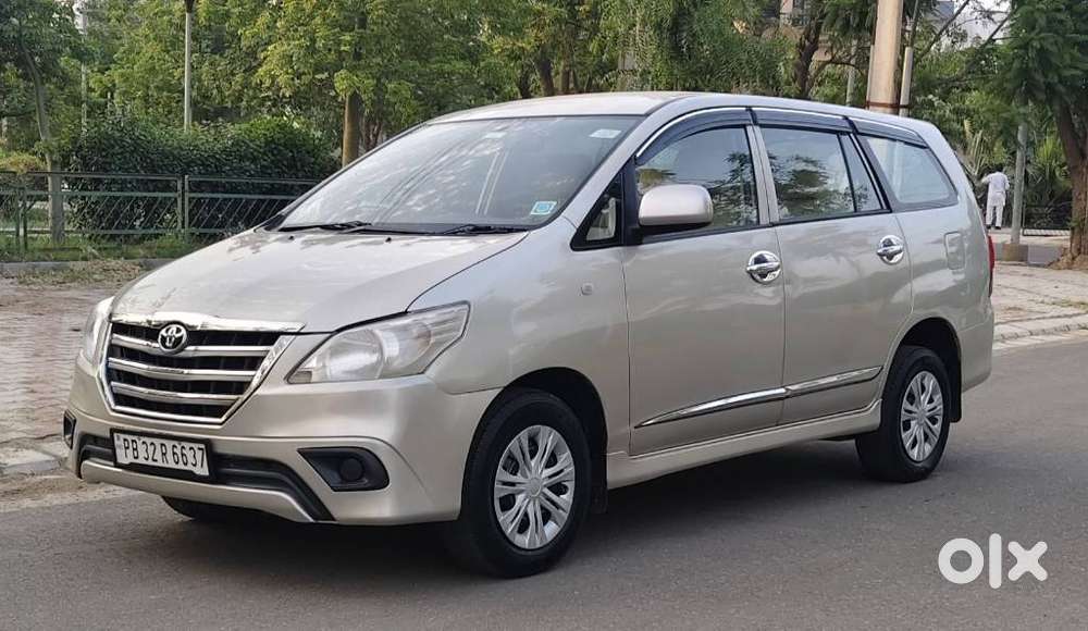 Toyota Innova 2.5 G (diesel) 7 Seater Bs Iv, 2014, Diesel