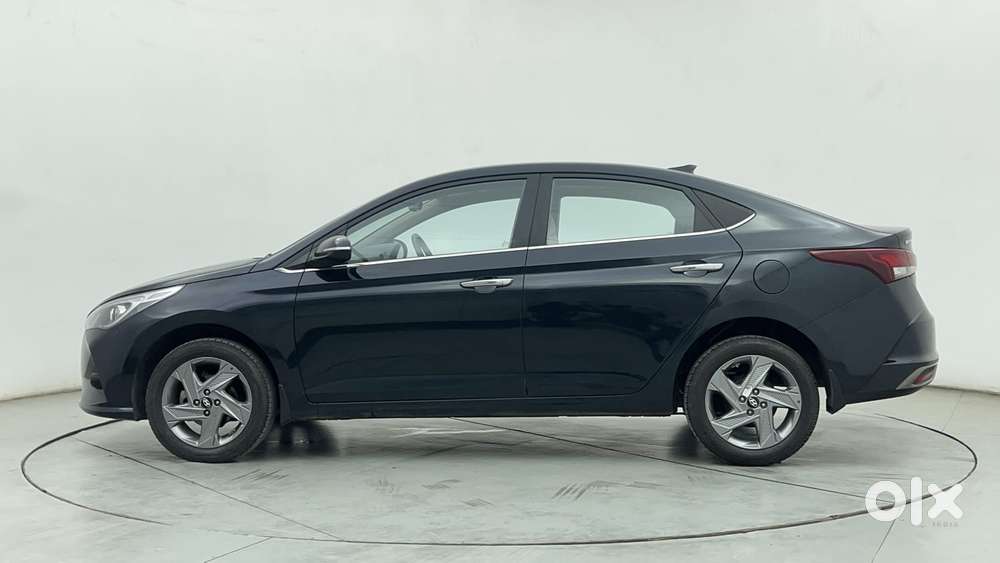 Hyundai Verna 1.5 Sx Ivt, 2023, Petrol