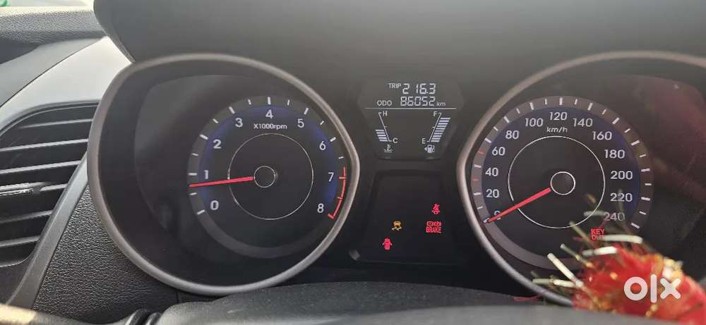 Hyundai New Elantra 2016 Petrol 86000 Km Driven