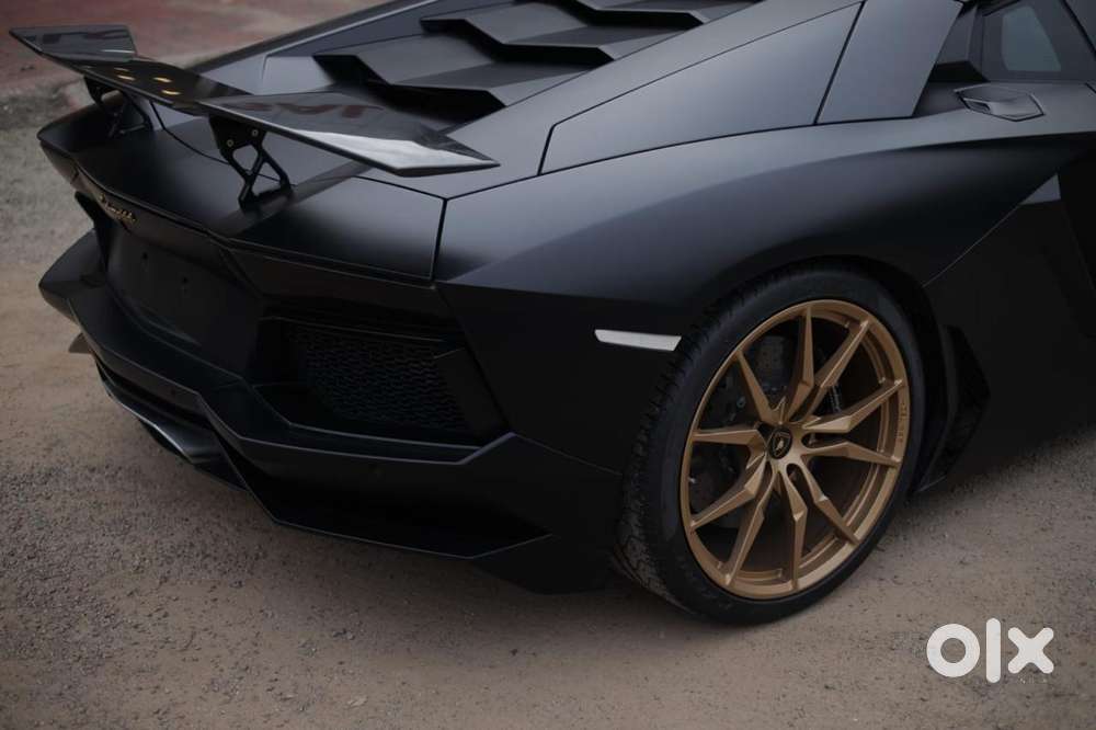 Lamborghini Aventador, 2012