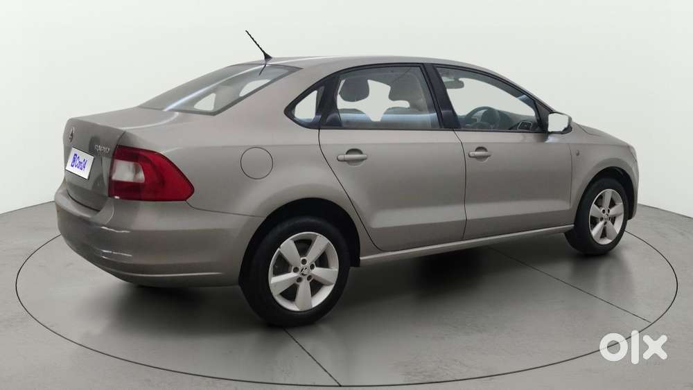 Skoda Rapid 2013-2016 1.6 Mpi At Elegance, 2014, Petrol