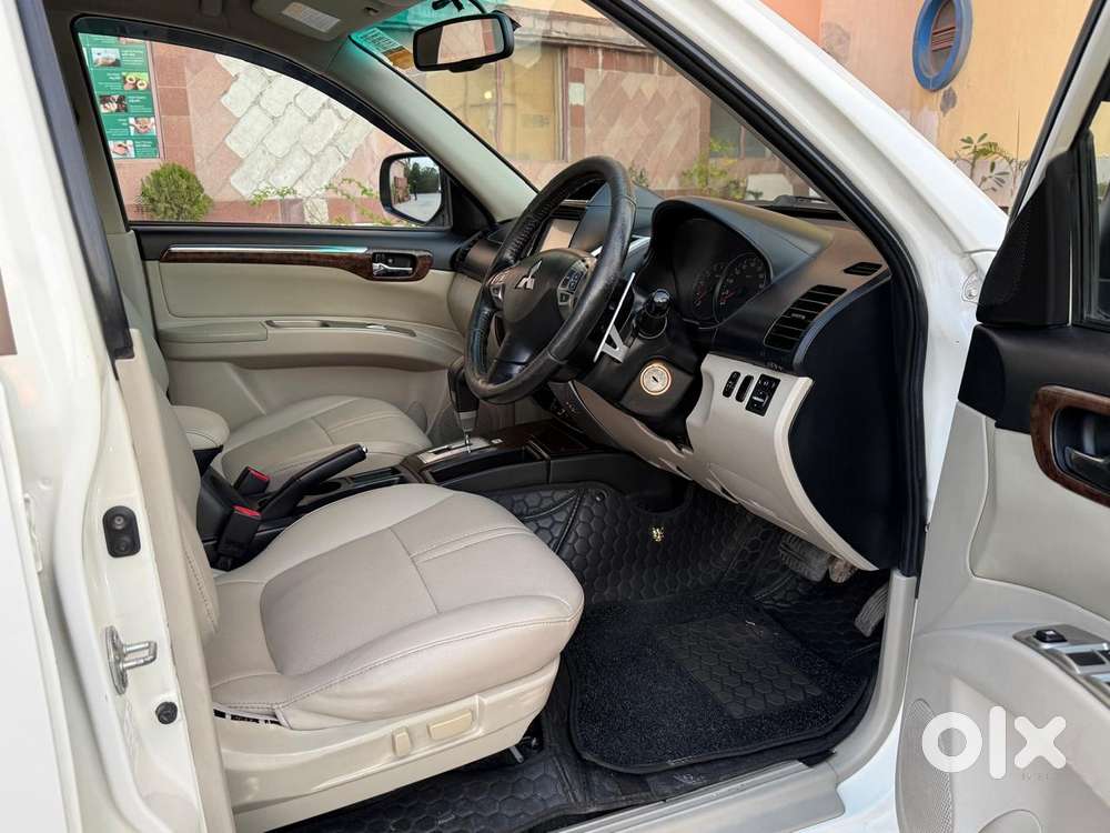 Mitsubishi Pajero Sport 4x2 Automatic, 2015, Diesel
