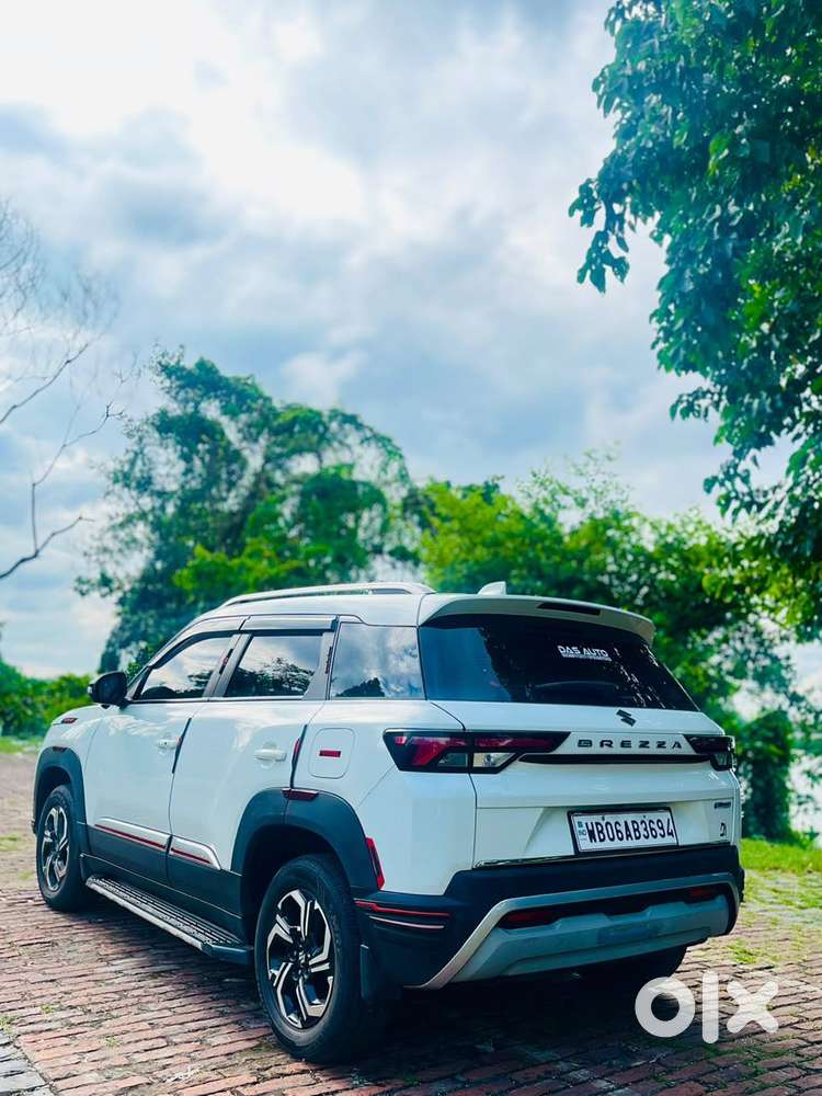 Maruti Suzuki Brezza 1.5 Zxi Plus At Smart Hybrid, 2024, Petrol