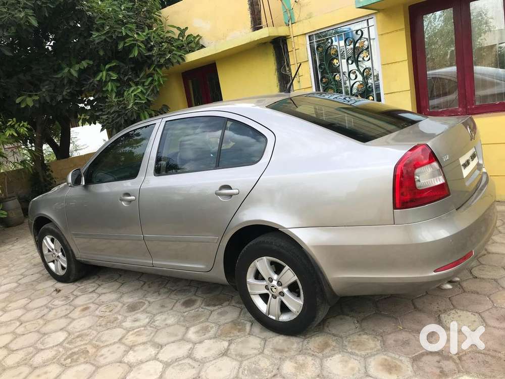 Skoda Laura Diesel Manual 2011
