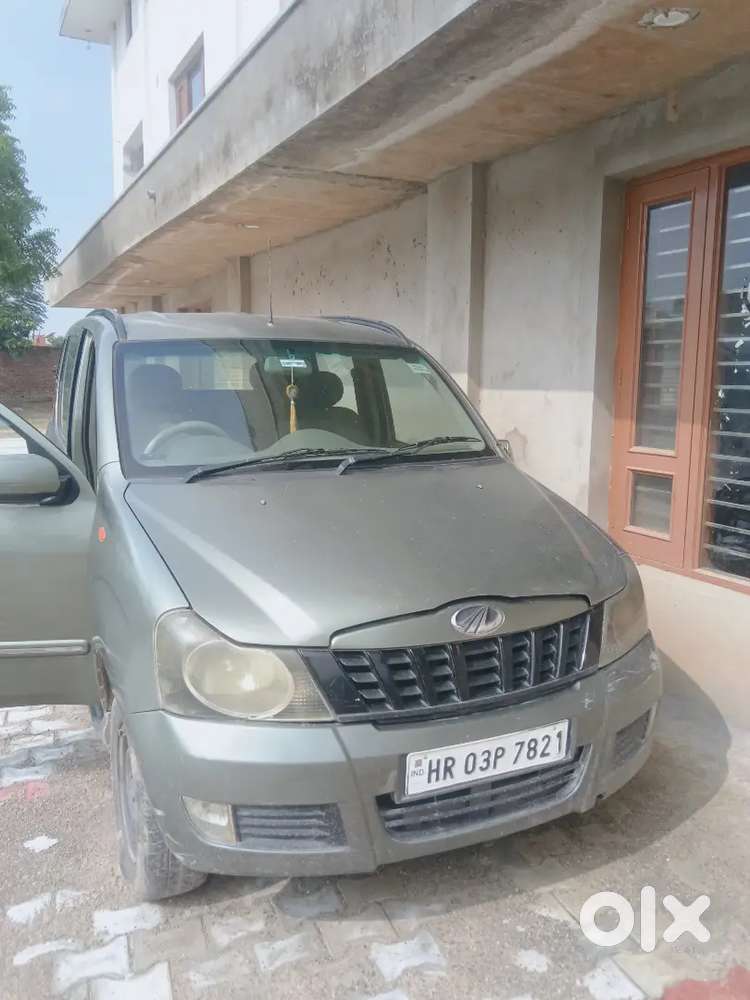 Mahindra Quanto 1.5 C6 2012