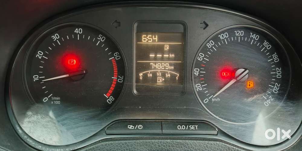 Skoda Rapid Elegance 1.6 Mpfi Mt, 2017, Petrol