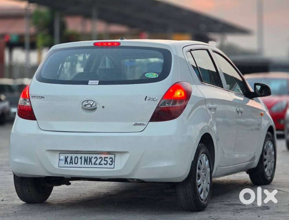 Hyundai I20 Magna, 2011, Petrol
