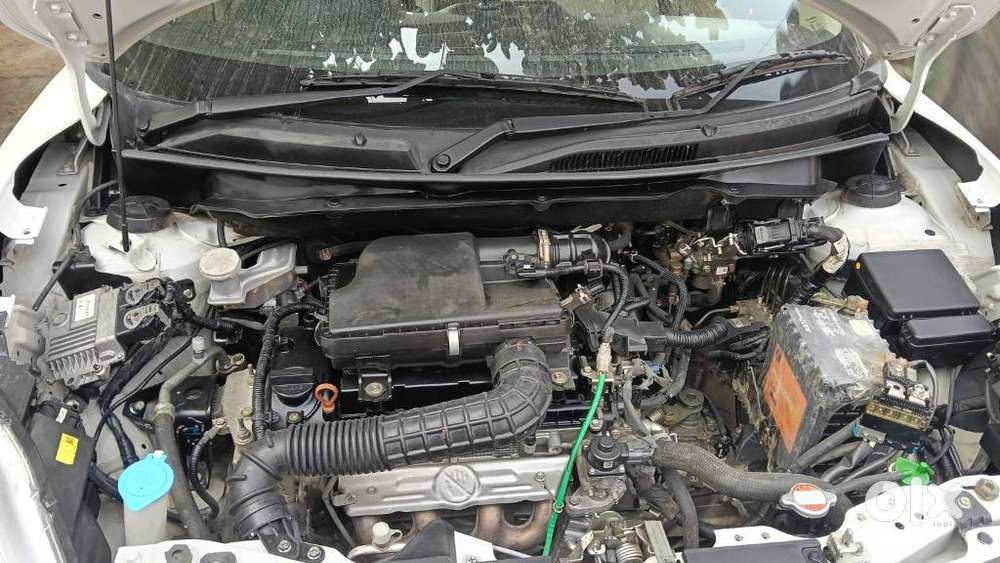 Maruti Suzuki Dzire 1.2 Vxi, 2024, Cng & Hybrids