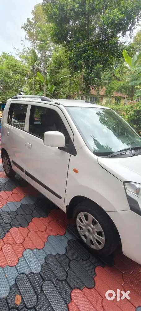 Well Maintained Wagon R 2017 Model